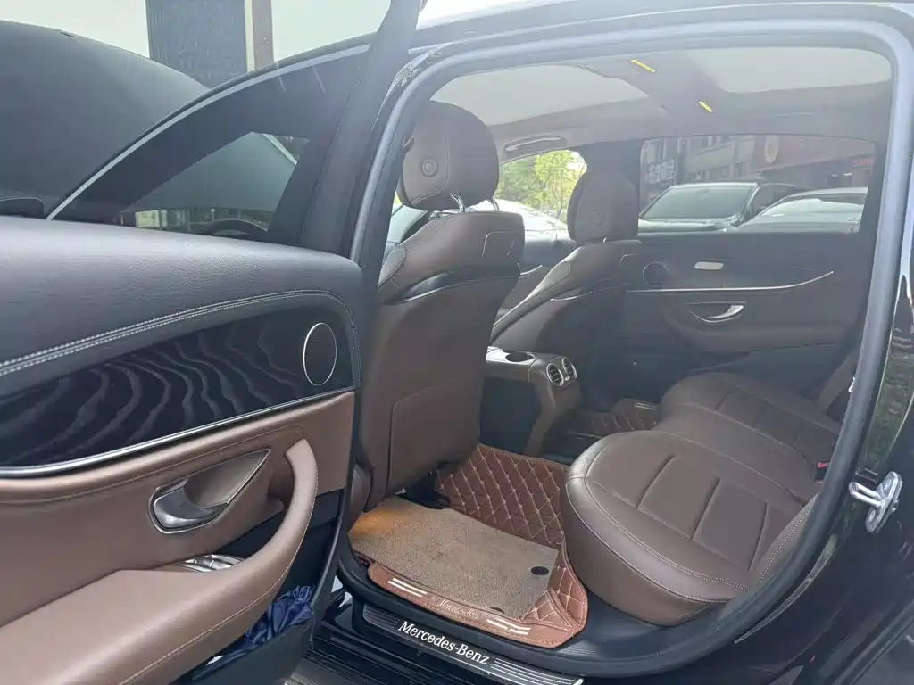 Mercedes-Benz E-Class E 2018 E 200 L Sport