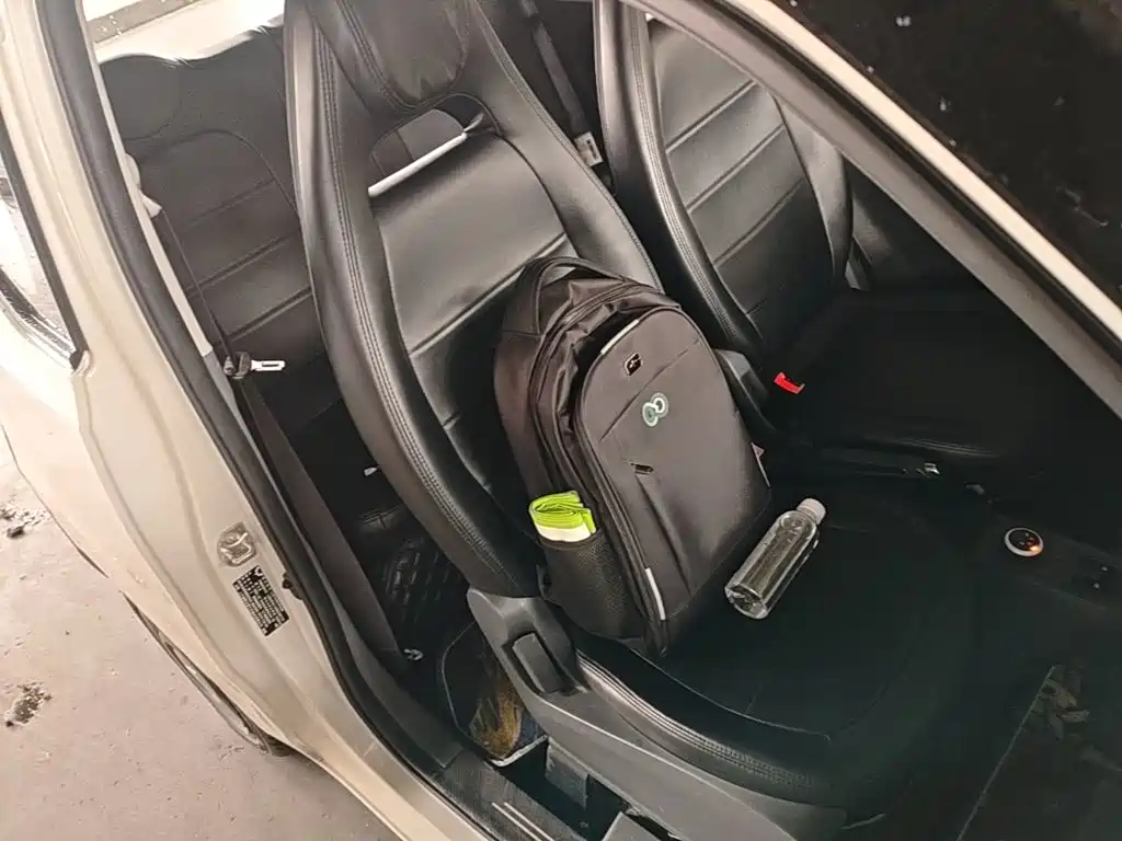 Wuling MINIEV — миниатюра 25
