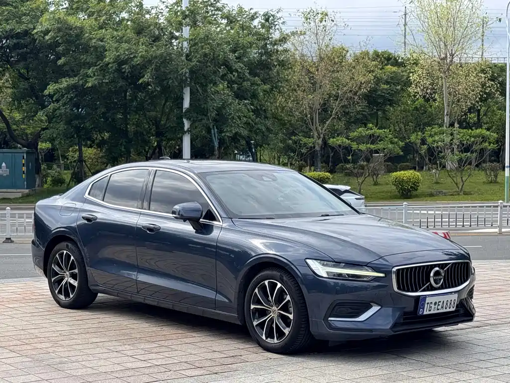 Volvo S60 2020 T4 Luxury