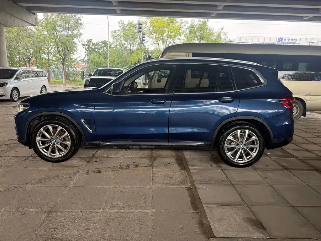 BMW X3 — миниатюра 5