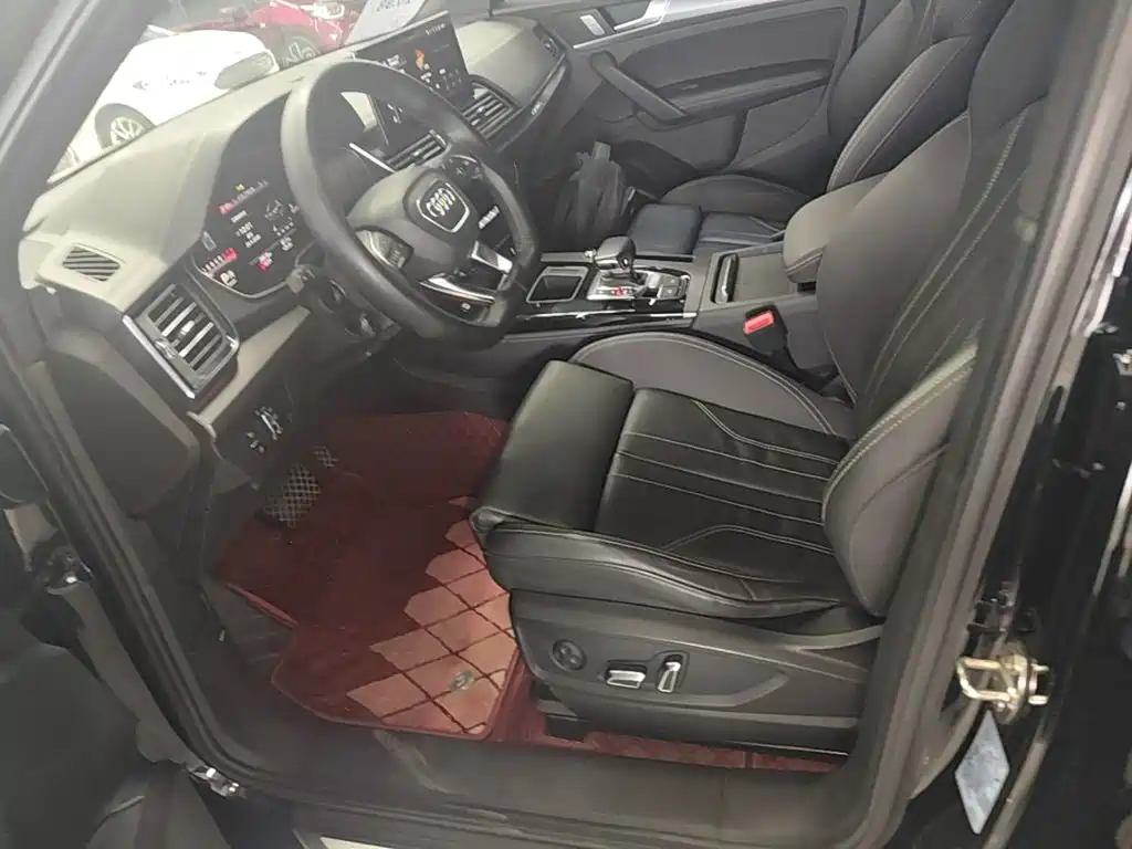 Audi Q5L — миниатюра 15
