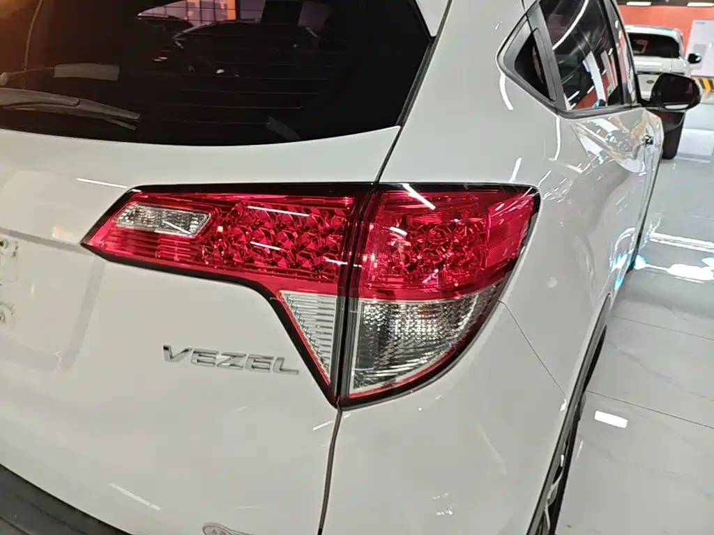 Honda Vezel — миниатюра 8