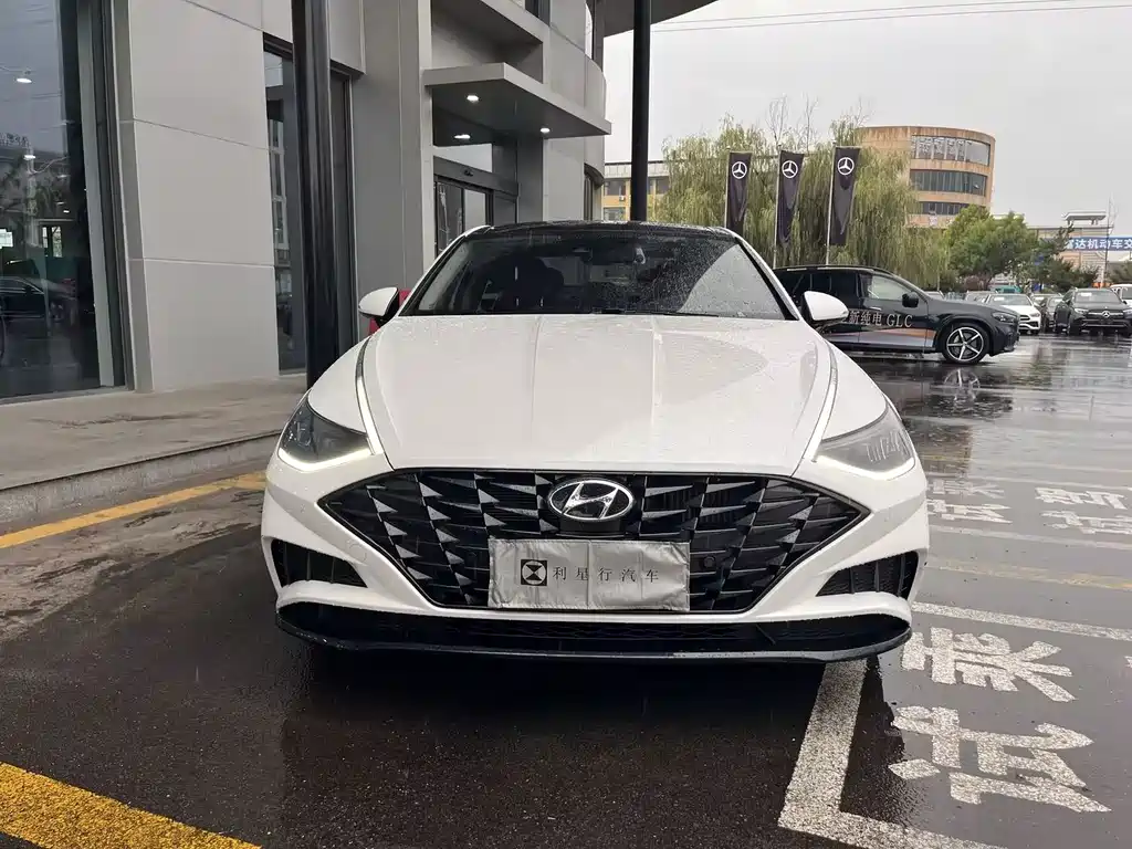 Hyundai Sonata — миниатюра 2