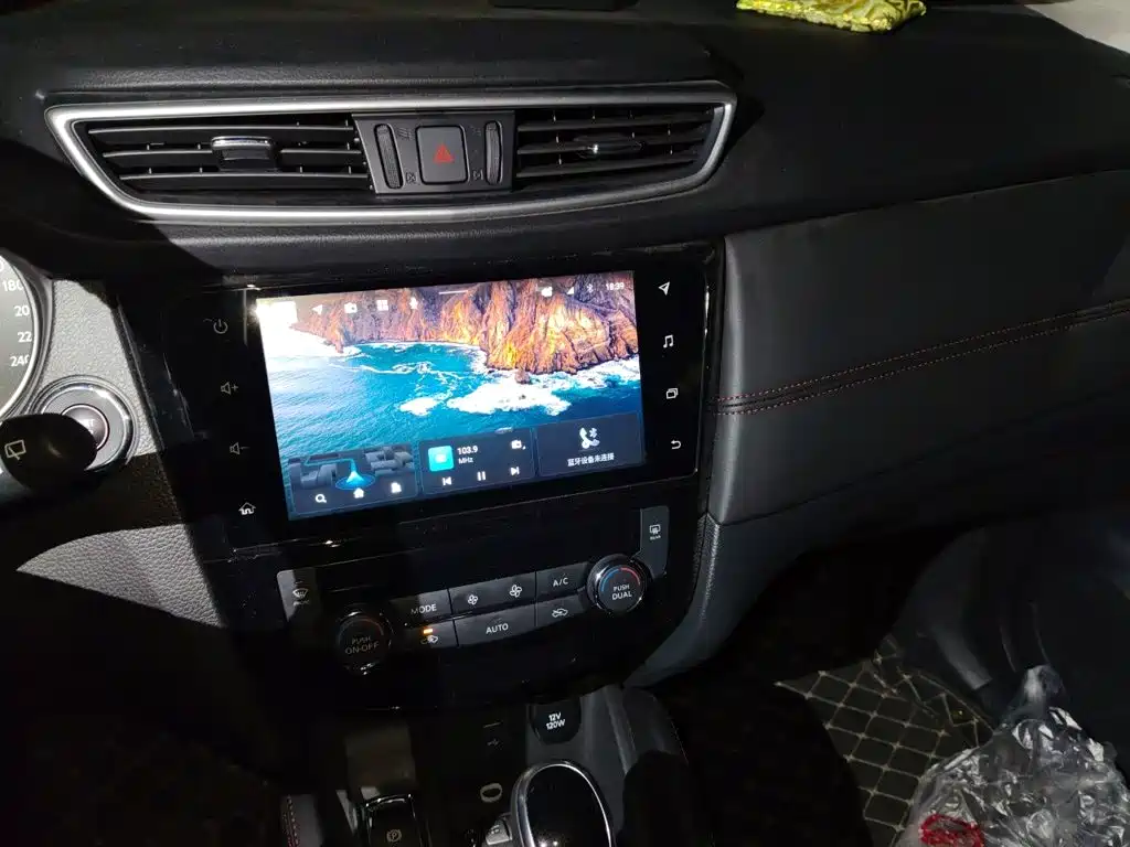Nissan Qashqai — миниатюра 9