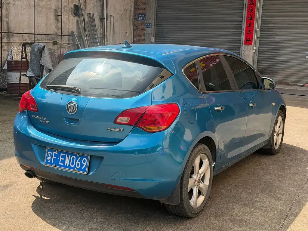 Buick Excelle — миниатюра 3