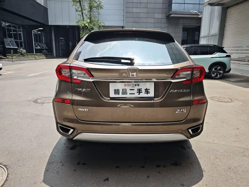 Honda Avancier 2017 370TURBO Premium