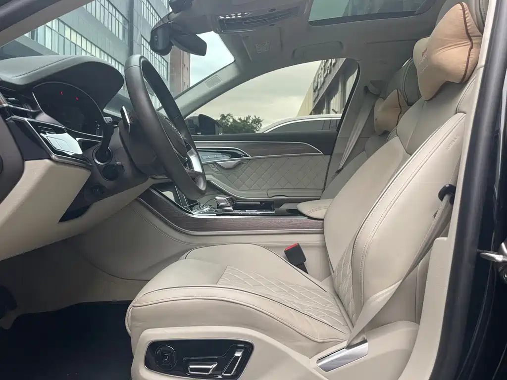 Audi A8 — миниатюра 4