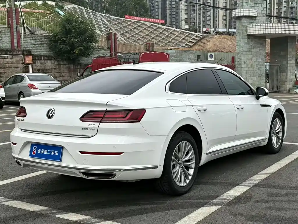 Volkswagen CC — миниатюра 9