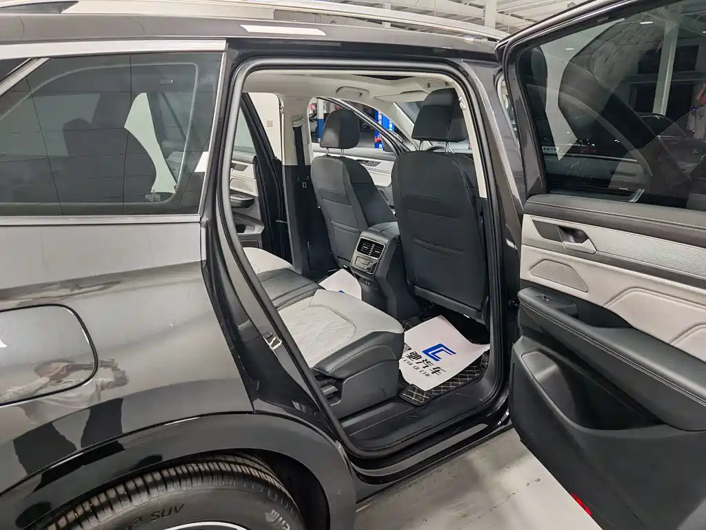 Volkswagen Tavendor — миниатюра 11