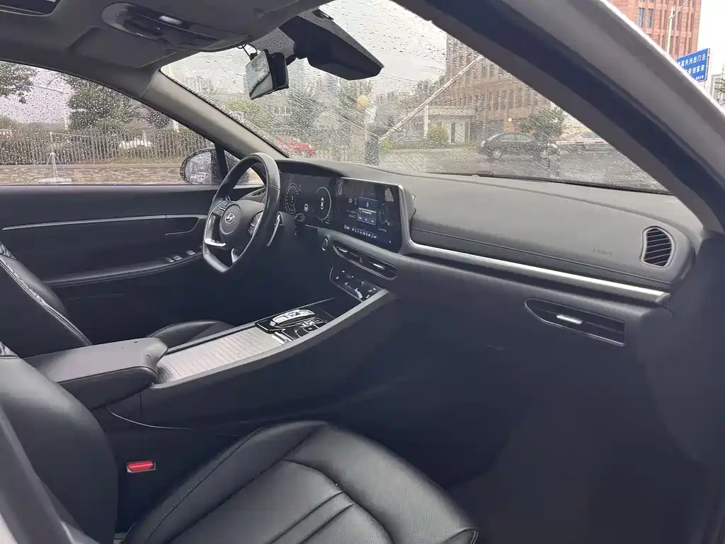 Hyundai Sonata — миниатюра 14