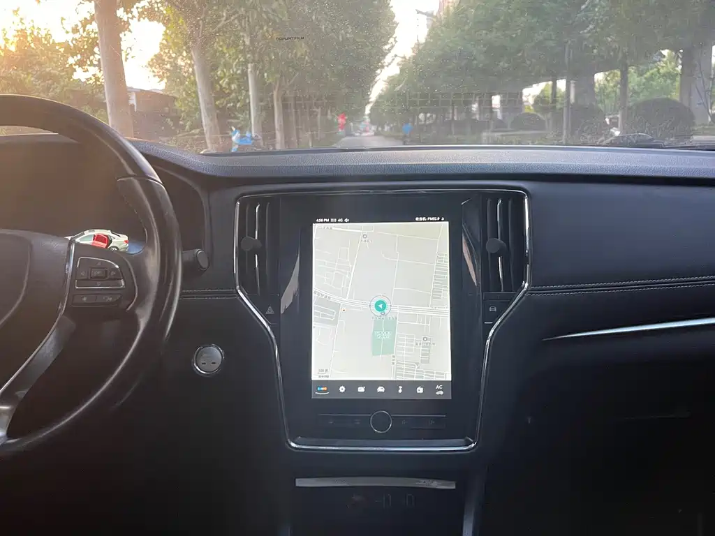 Roewe i6 New Energy — миниатюра 14