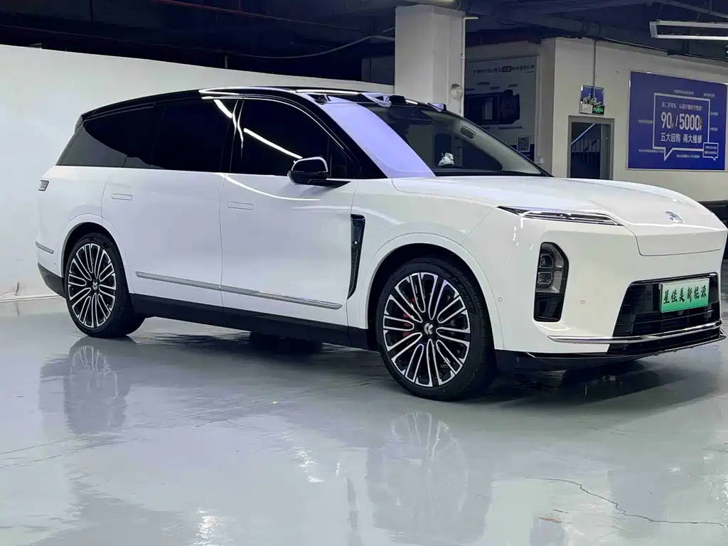 NIO ES8 2026 мест Executive