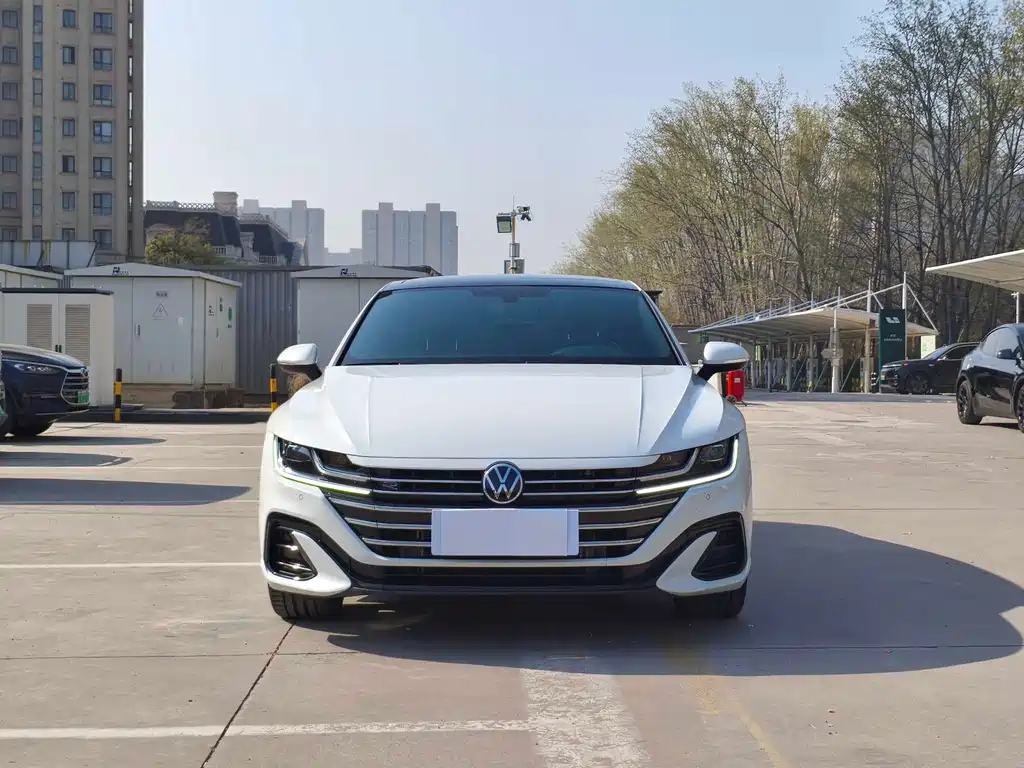 Volkswagen FAW - Passat CC CC 2024 330TSI