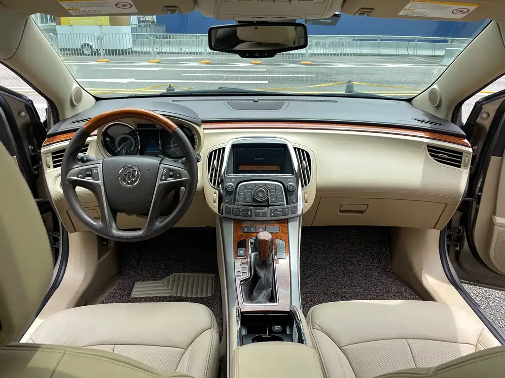 Buick LaCrosse — миниатюра 8