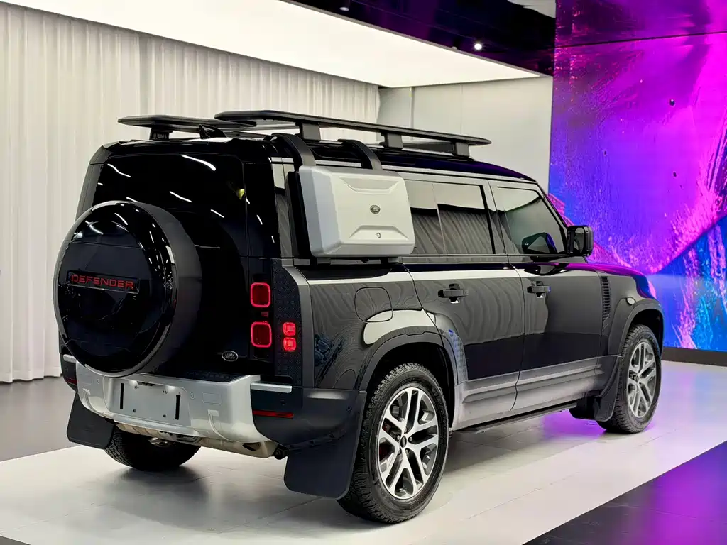 Land Rover Defender — миниатюра 6