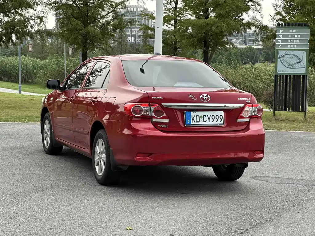 Toyota Corolla — миниатюра 7