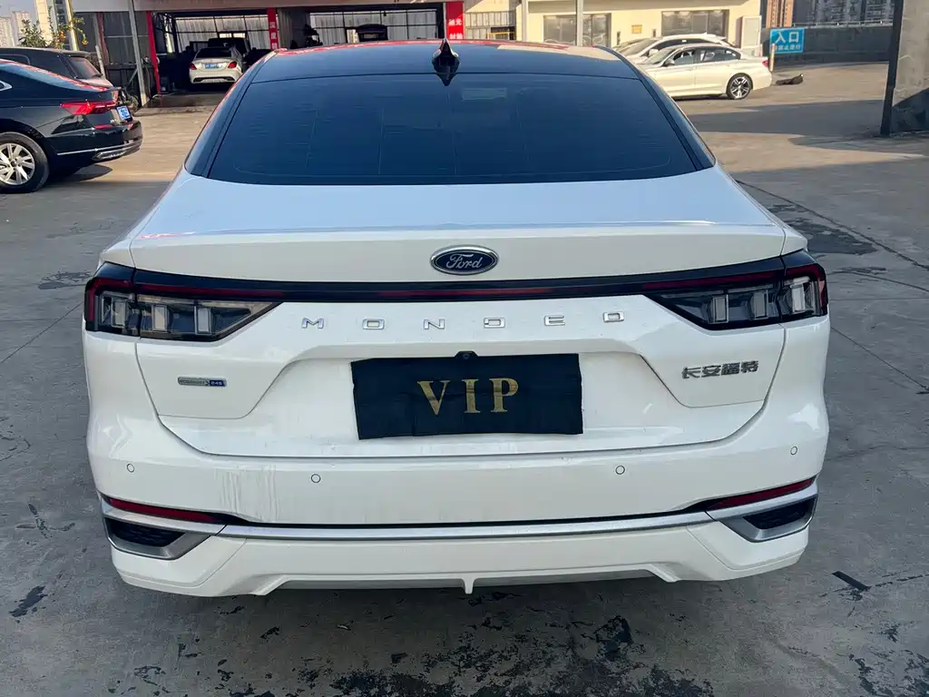 Ford Mondeo — миниатюра 17