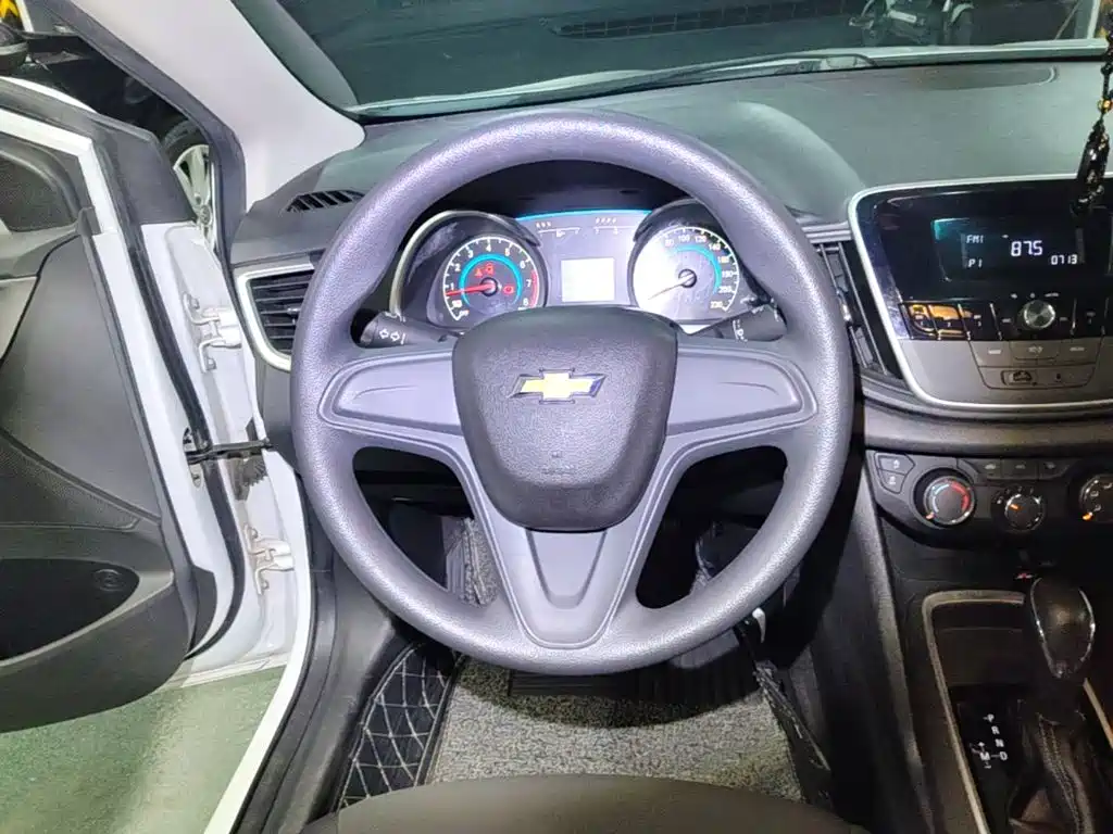 Chevrolet Cavalier — миниатюра 11