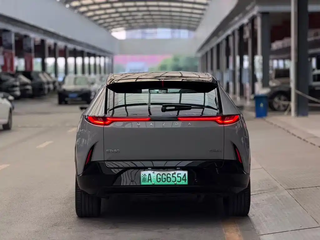 Mazda EZ-60 — миниатюра 12