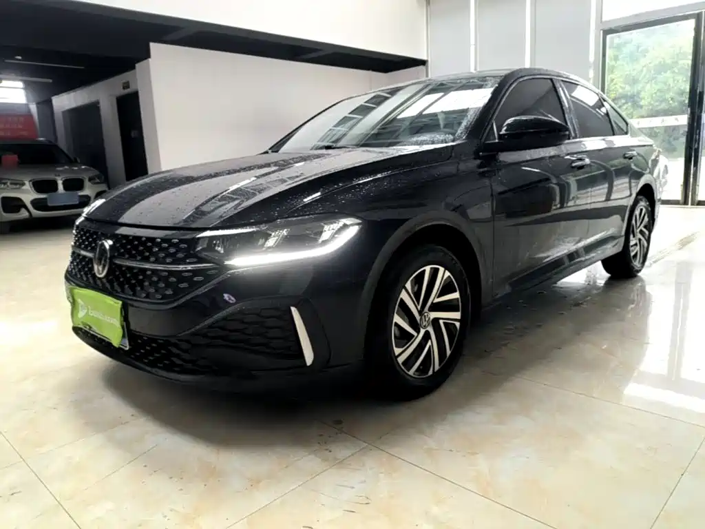 Volkswagen Lavida — миниатюра 2