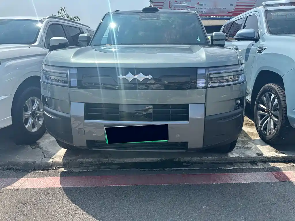 Fangchengbao Leopard 7 7 2025 190KM Ultra