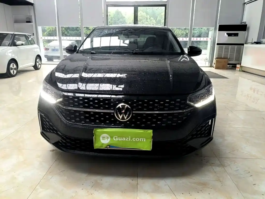 Volkswagen Lavida — миниатюра 3
