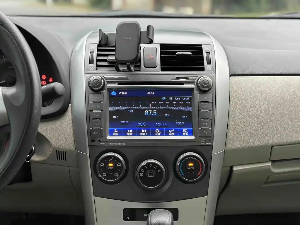 Toyota Corolla — миниатюра 13