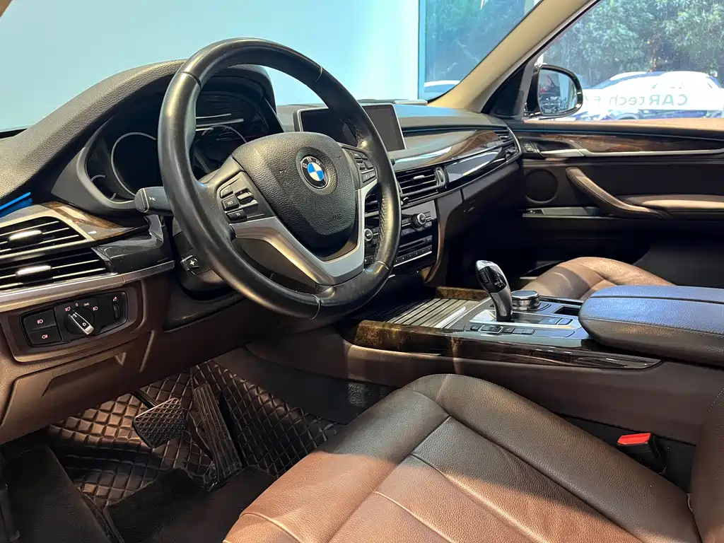 BMW X5 2018 xDrive28i