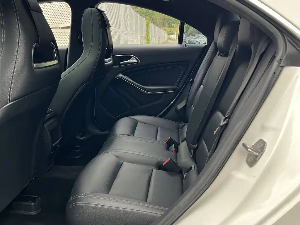 Mercedes-Benz CLA (Import) CLA 200 Dynamic Type, фото 5