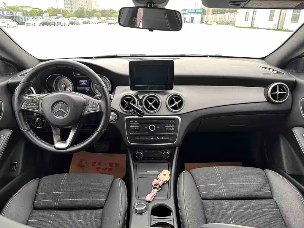 Mercedes-Benz CLA (Import) — миниатюра 7