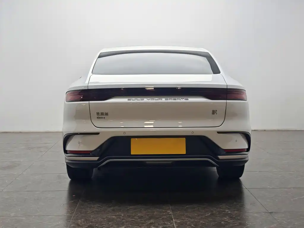 BYD Han 2022 DM-i 121KM