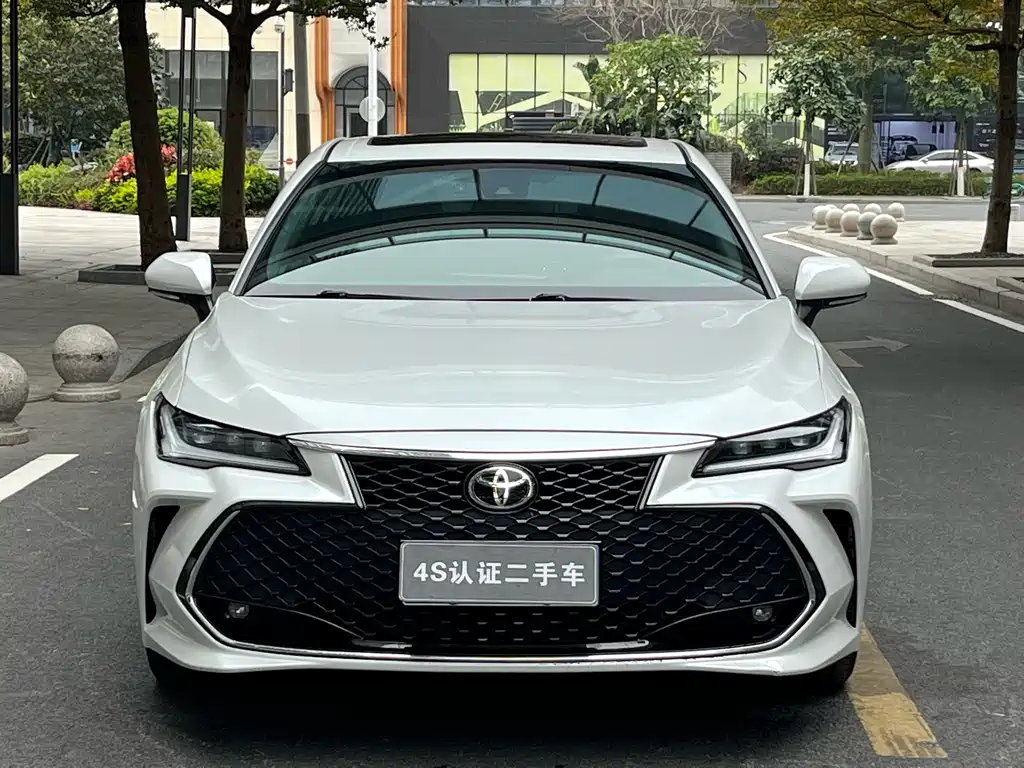 TOYOTA ASIAN DRAGON
