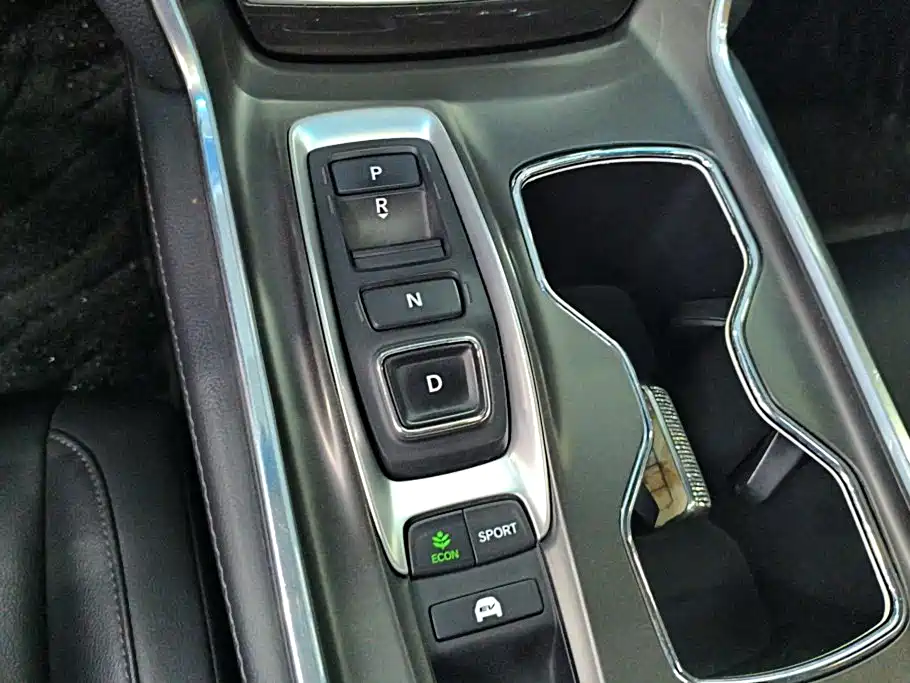 Honda Accord — миниатюра 16
