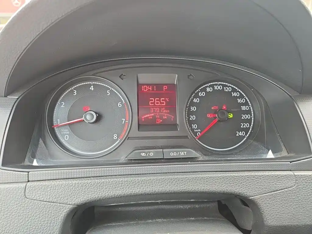 Volkswagen Santana — миниатюра 7
