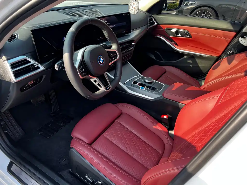 BMW i3 — миниатюра 5