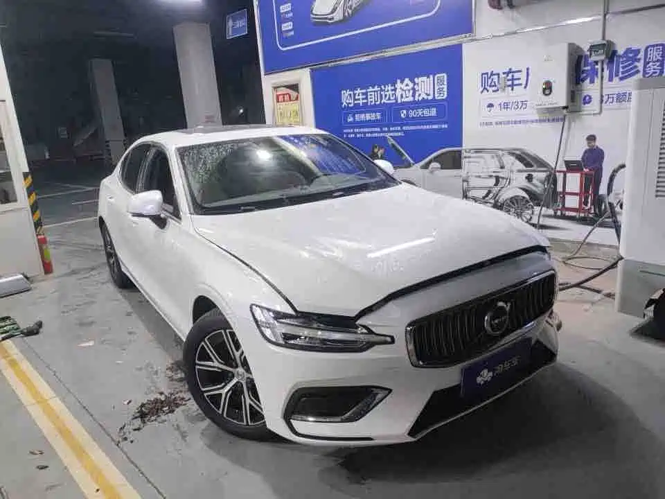 Volvo S60 — миниатюра 6