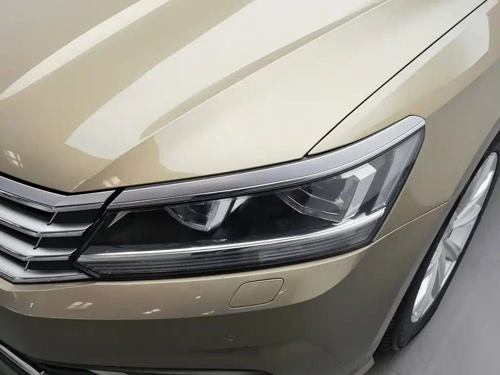 Volkswagen Passat — миниатюра 7