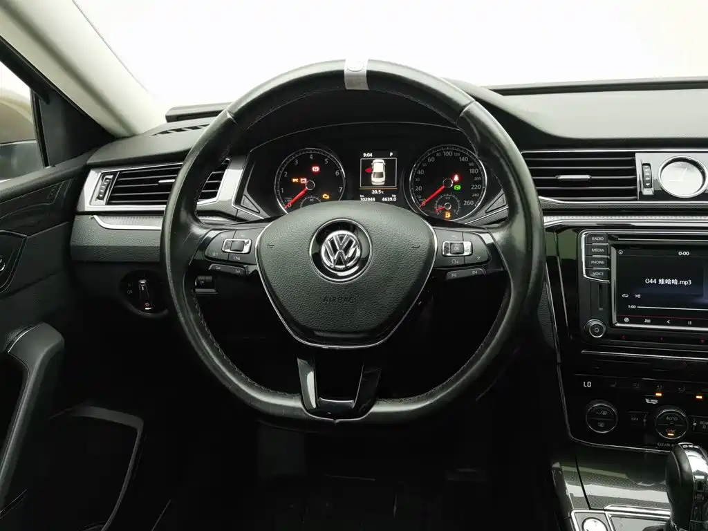 Volkswagen Passat — миниатюра 11