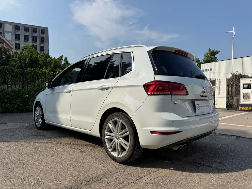 Volkswagen Golf Sportsvan — миниатюра 13
