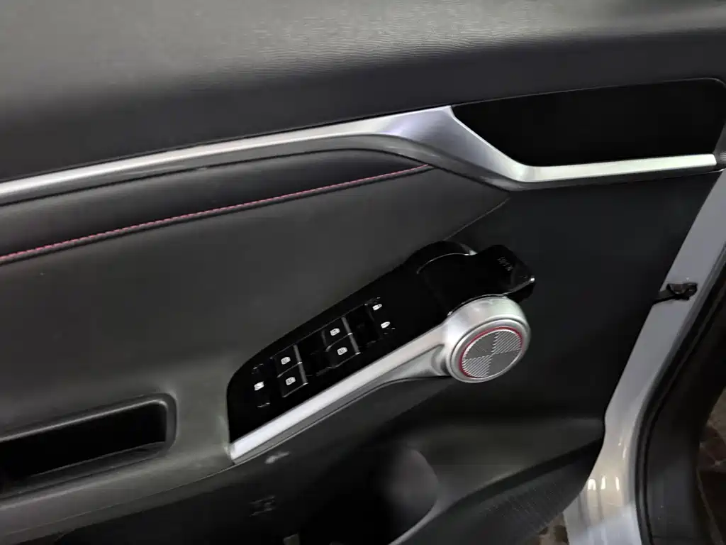 GAC Motor Shadow Cool — миниатюра 8