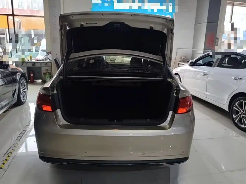 Geely Emgrand GL — миниатюра 19