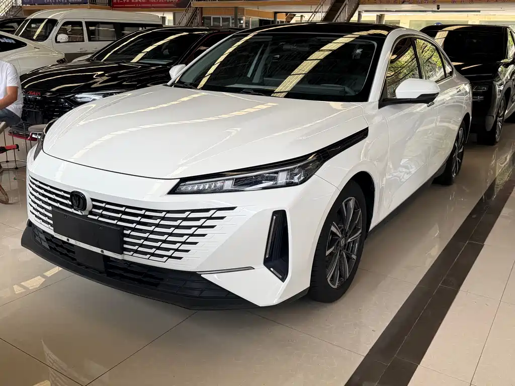 Changan Yida — миниатюра 10