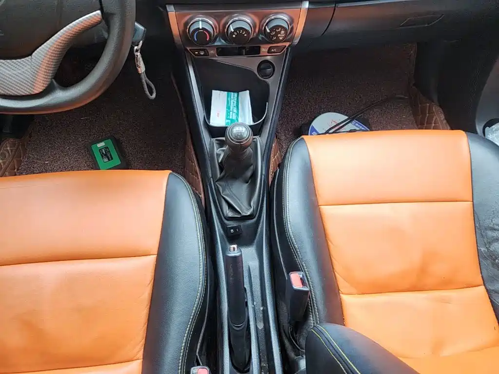 Toyota Yaris L — миниатюра 14