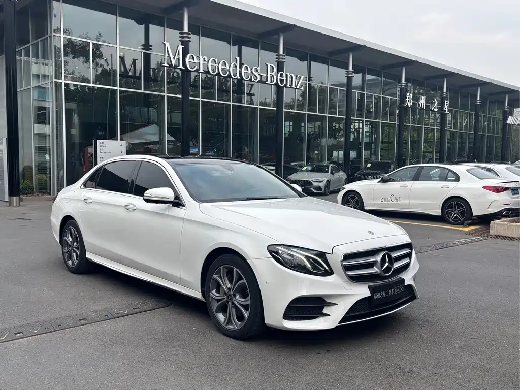 Mercedes-Benz E-Class — миниатюра 5
