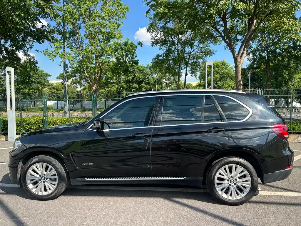 BMW X5 2017 xDrive28i