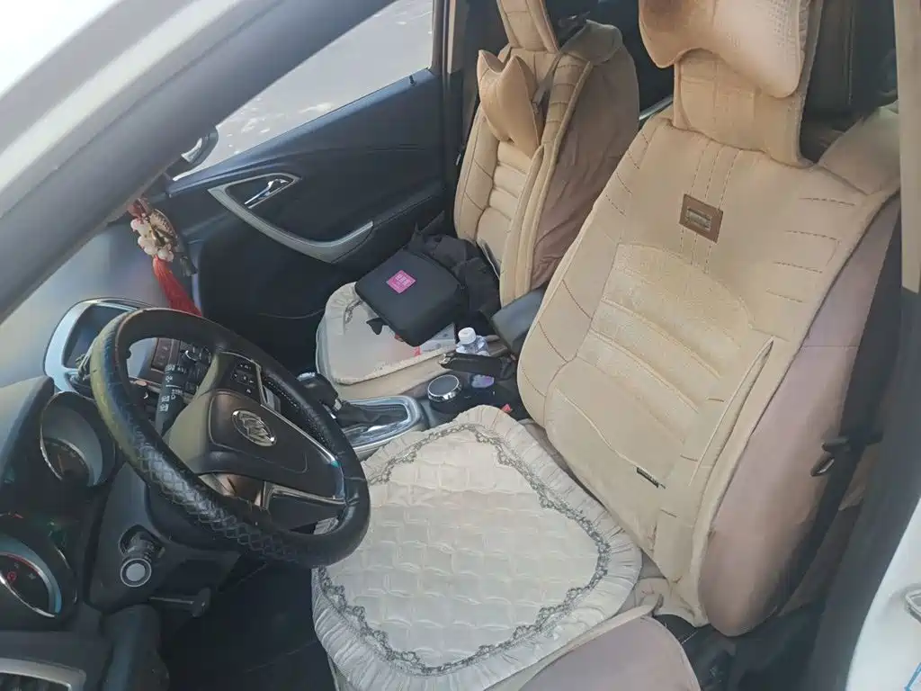 Buick Excelle — миниатюра 18