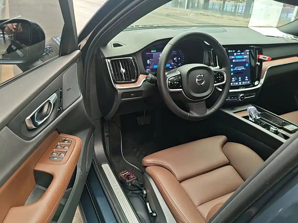 Volvo S60 — миниатюра 16