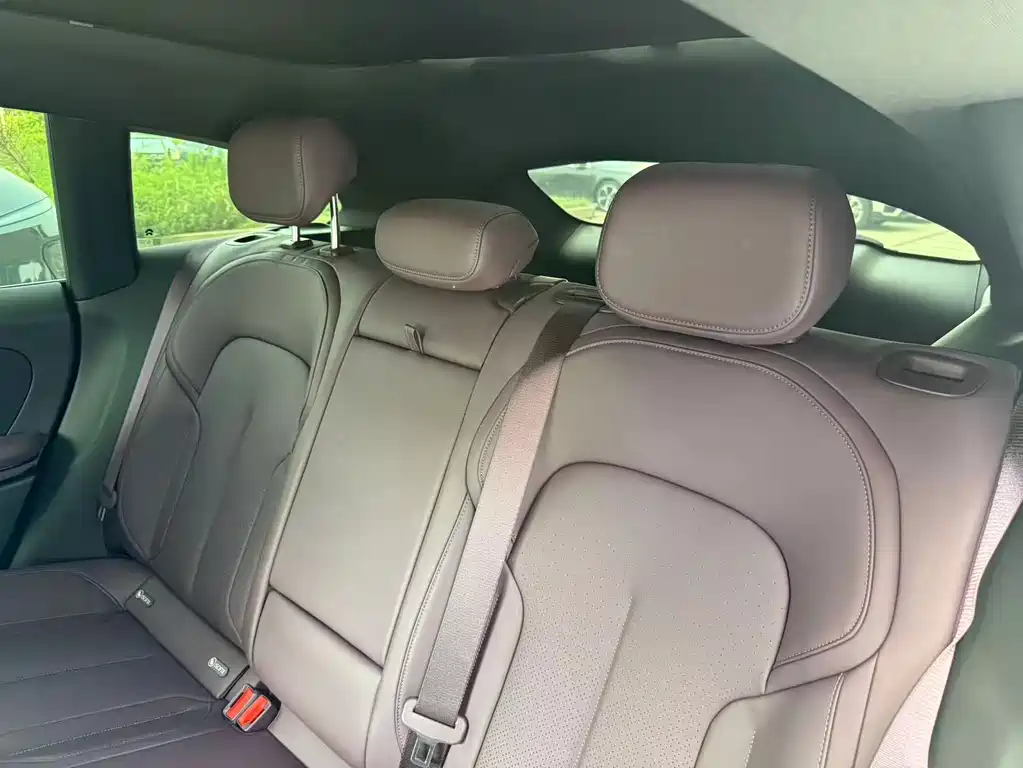 NIO ET5T — миниатюра 12