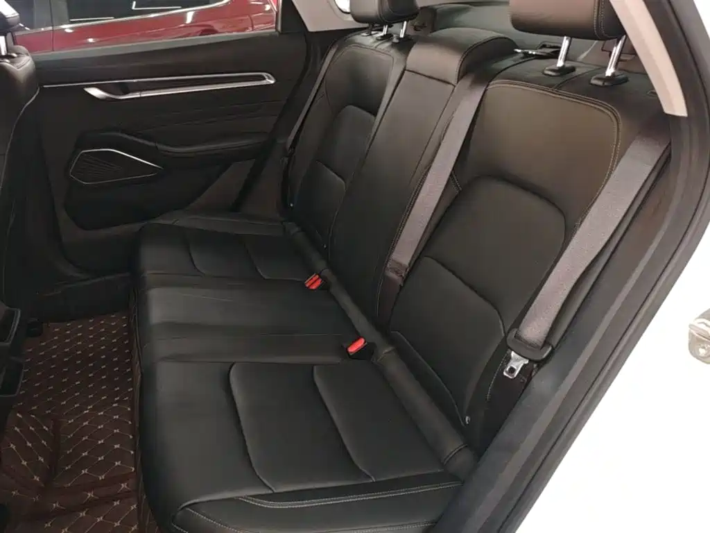 Geely Emgrand — миниатюра 17