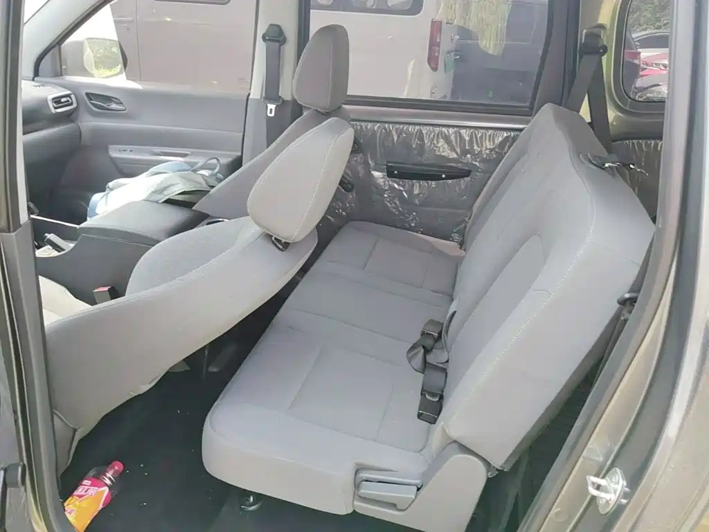 Wuling Hongguang EV — миниатюра 17